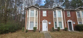 1106 Booth Ct SW in Marietta, GA - Building Photo