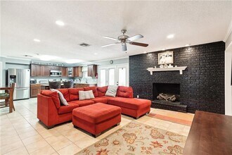 7640 Arbor Dr in New Orleans, LA - Building Photo - Building Photo