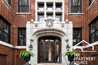 1428 W Jonquil Terrace, Unit 2 in Chicago, IL - Foto de edificio - Building Photo