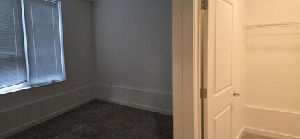 61 Virginia Ave, Unit 103 in Jersey City, NJ - Building Photo - Building Photo