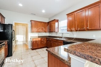 14437 Barley Field Dr, Unit 1614 in Wimauma, FL - Building Photo - Building Photo