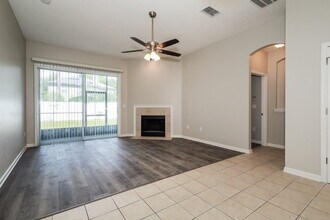 3914 Leatherwood Dr in Orange Park, FL - Building Photo - Building Photo
