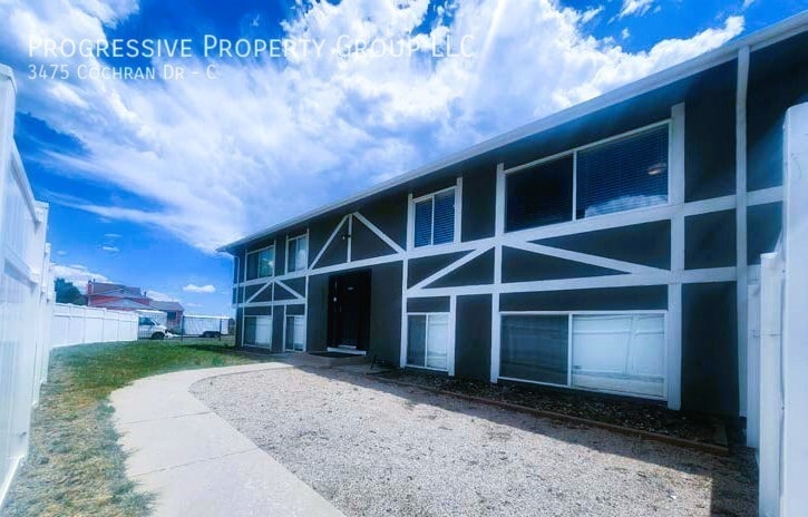 3475 Cochran Dr, Unit C in Colorado Springs, CO - Building Photo