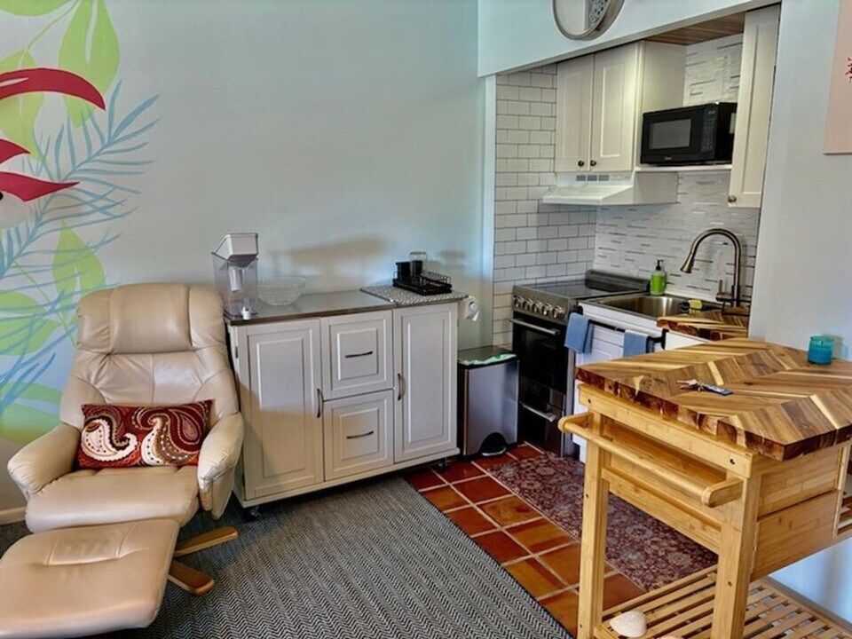 167 N Collier Blvd in Marco Island, FL - Building Photo