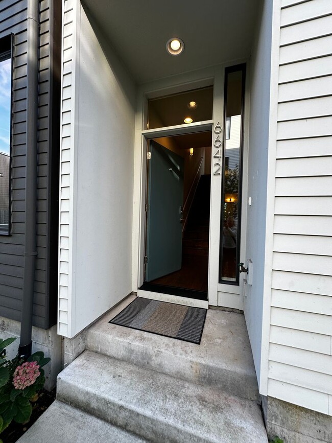 property at 6642 SE 16th Ave