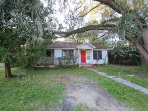 2246 SE 3rd Ave in Ocala, FL - Building Photo - Building Photo