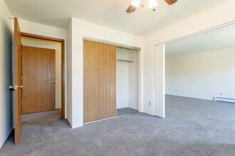Morningside Retirement 55+ in Wheat Ridge, CO - Building Photo - Interior Photo