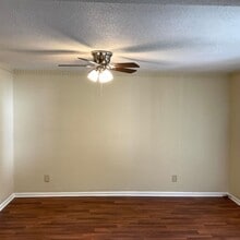 313 W Ballard St in Cherryville, NC - Building Photo - Building Photo
