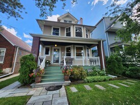 4025 N Springfield Ave, Unit 2 in Chicago, IL - Building Photo