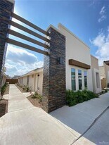 1512 Coyote Hls, Unit 1 in Edinburg, TX - Building Photo