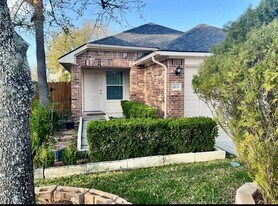 1614 York Creek Dr in Houston, TX - Building Photo