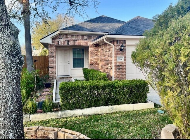 property at 1614 York Creek Dr