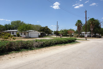 Big Oak in Von Ormy, TX - Building Photo - Building Photo