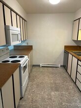 1209 Ramona St in Anchorage, AK - Building Photo - Building Photo