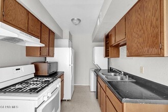 1909 Karen Sue Pl in El Paso, TX - Building Photo - Building Photo