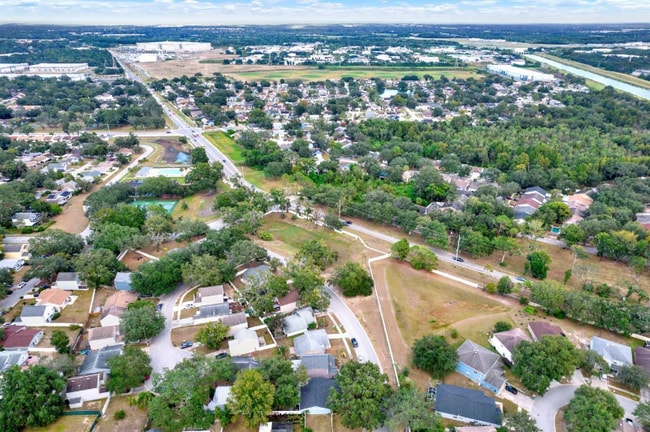 7502 Gadsden Dr in Tampa, FL - Building Photo - Building Photo