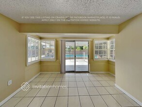 2522 Holly Rd in West Palm Beach, FL - Foto de edificio - Building Photo