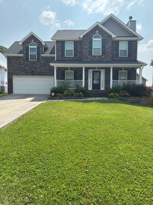 2615 Sweeping Rain Ln in Knoxville, TN - Building Photo