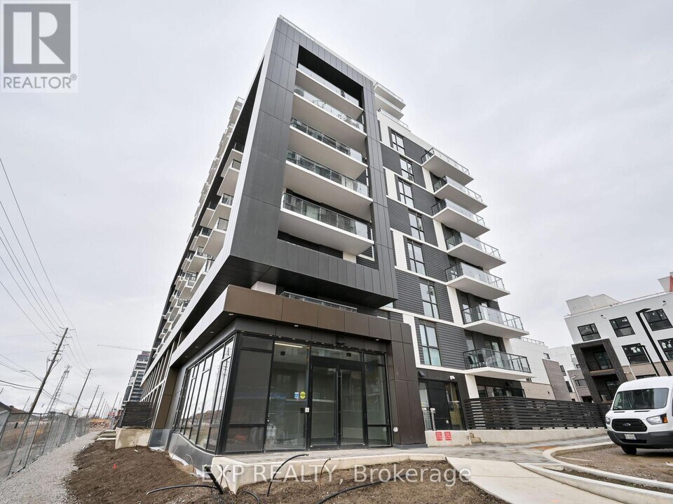 345-1345 Wheat Boom Dr. in Oakville, ON - Building Photo