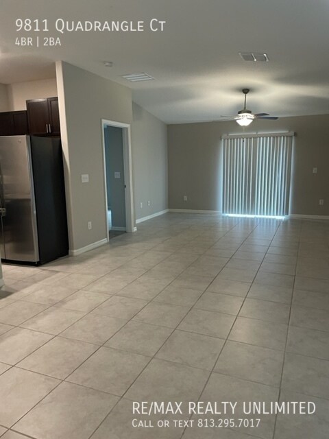 9811 Quadrangle Ct in Sun City Center, FL - Building Photo - Building Photo