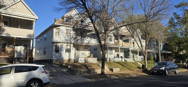 651 McClellan St, Unit 651 McClellan St