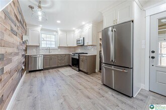 502 Race St in Catasauqua, PA - Building Photo - Building Photo