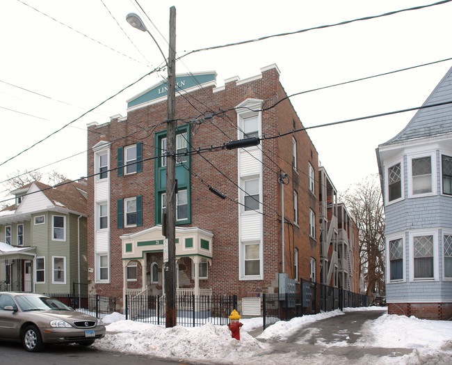 19-21 Lincoln St in Hartford, CT - Foto de edificio - Building Photo