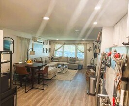 442 E Broadway, Unit 2 in Long Beach, NY - Building Photo - Building Photo