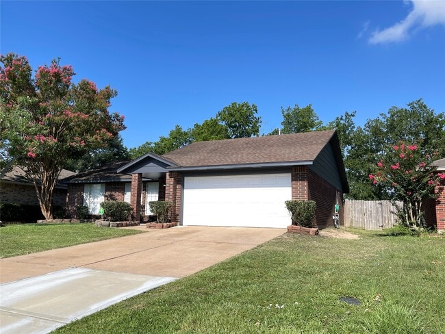 property at 3611 Shadow Trail