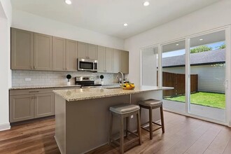 3130 Wayside Ave in Fort Worth, TX - Building Photo - Building Photo