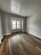 108 Library Pl, Unit 410 in Duquesne, PA - Building Photo - Building Photo