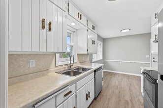 3953 Arthur St NE in Minneapolis, MN - Foto de edificio - Building Photo