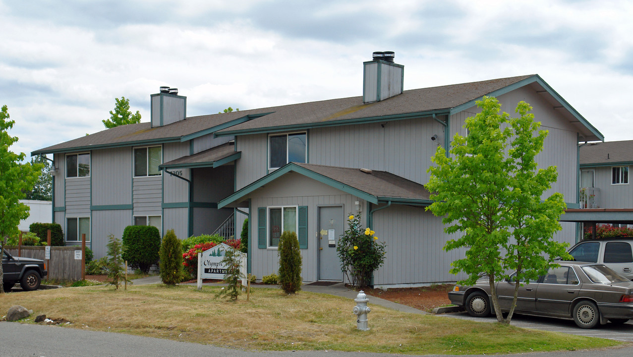 Olympic Village Apartments in Tacoma, WA - Building Photo