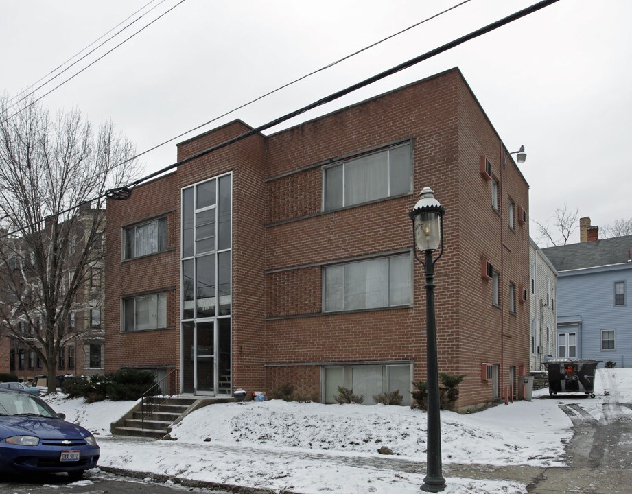 331 Shiloh St in Cincinnati, OH - Foto de edificio