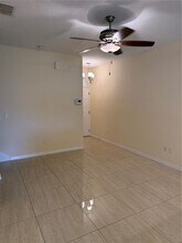 2054 Royal Vista Ct in Orlando, FL - Building Photo - Building Photo