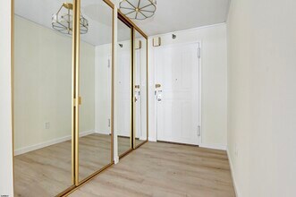 101 S Plaza Pl in Atlantic City, NJ - Building Photo - Building Photo