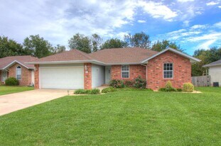 322 S Dexter Ave in Springfield, MO - Building Photo