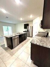 27 Hickory course run in Ocala, FL - Building Photo - Building Photo