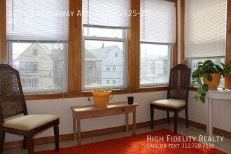2625 N Ridgeway Ave in Chicago, IL - Building Photo - Building Photo