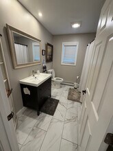 125 Skyview Rd in Manchester, NH - Foto de edificio - Building Photo