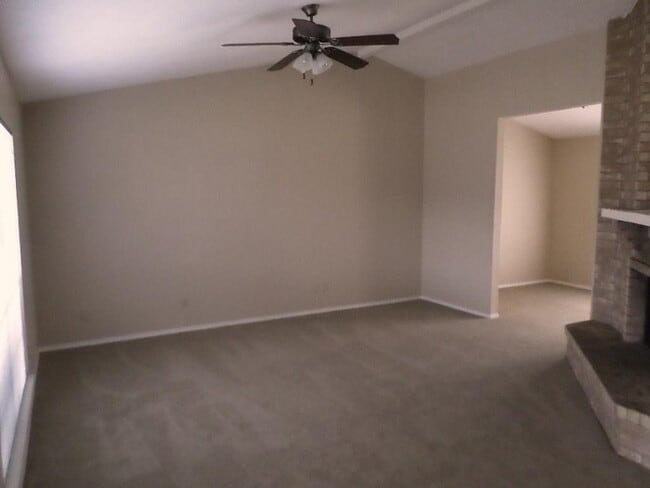 5026 Red River Trail in Grand Prairie, TX - Building Photo - Building Photo