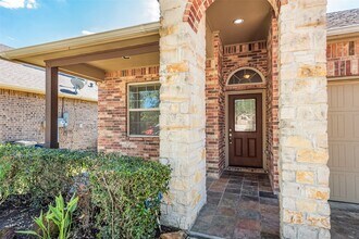3205 Featherwood Ln in Dickinson, TX - Building Photo - Building Photo