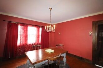 1616 B St in Lincoln, NE - Building Photo - Building Photo