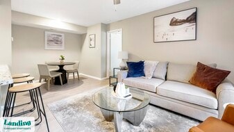 934 Garden Walk Blvd in Atlanta, GA - Building Photo