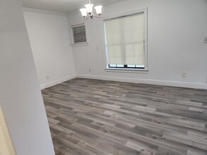 1005 N Bracewell Dr in Plant City, FL - Building Photo - Building Photo
