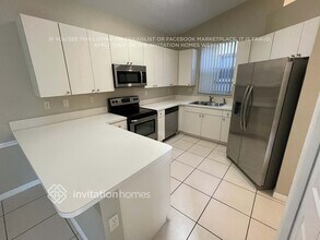 2030 NW 98th Terrace in Pembroke Pines, FL - Building Photo - Building Photo