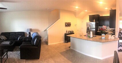 3804 Silverlake Way in Wesley Chapel, FL - Building Photo - Building Photo