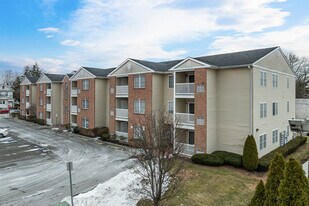 Park at Linden in Linden, NJ - Building Photo