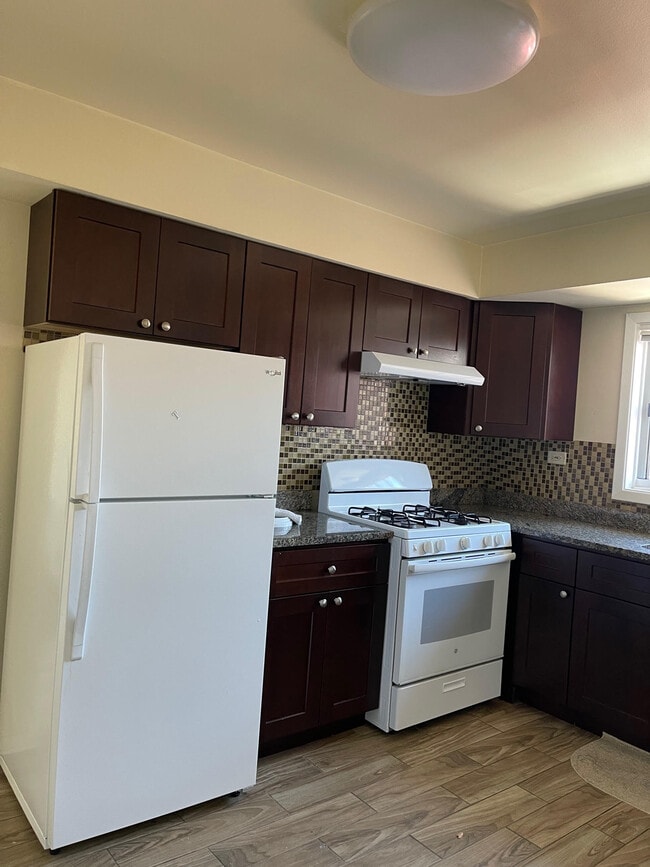 1302 Carol St, Unit TWO BEDS