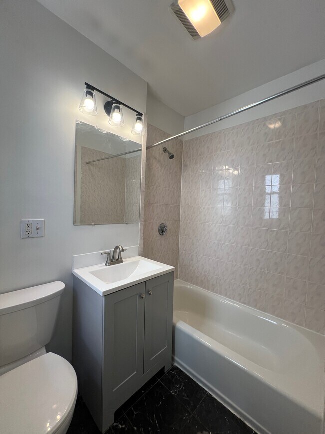 59 Gordon St, Unit 9 in Boston, MA - Foto de edificio - Building Photo